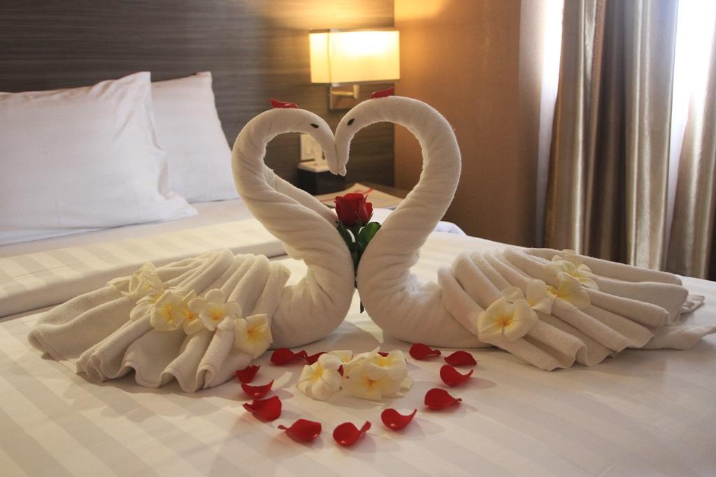 Biz Hotel Batam Наґойя Екстер'єр фото